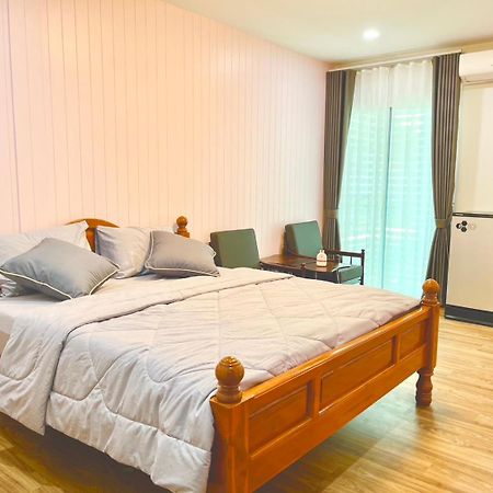 Number9 Bangkoknoi Bkk Hotel Екстериор снимка