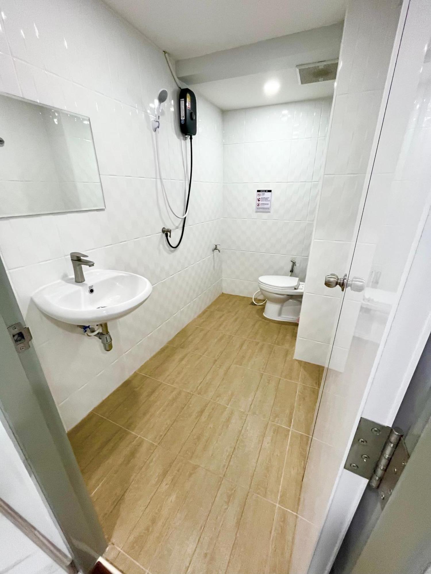 Number9 Bangkoknoi Bkk Hotel Екстериор снимка